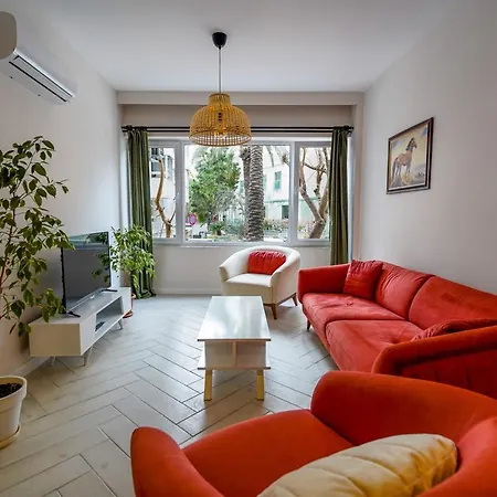 Apartament Stylish Apartment With Balcony And Central Location In Muratpasa, Antalya