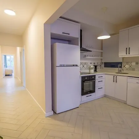 Apartament Stylish Apartment With Balcony And Central Location In Muratpasa, Antalya
