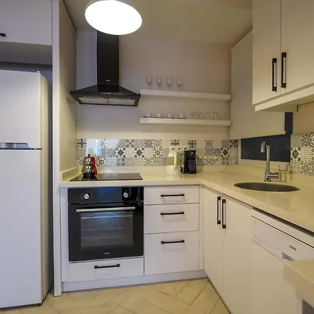 Stylish Apartment With Balcony And Central Location In Muratpasa, Antalya Apartament Antalya